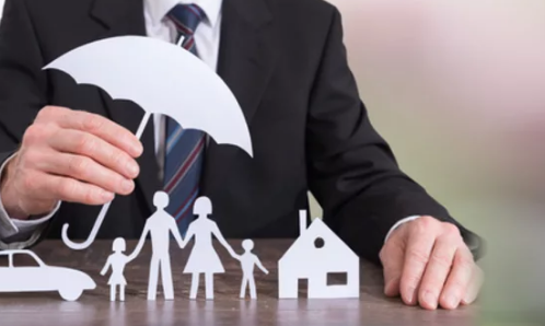 The Future of Insurance: How AI and Technology Are Changing the Industry